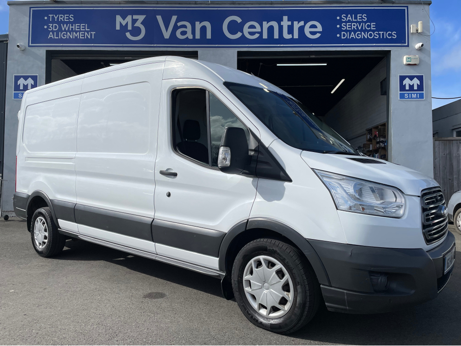 2016 Ford Transit - image 3