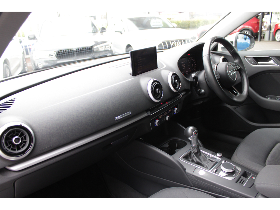 2019 Audi A3 - image 21