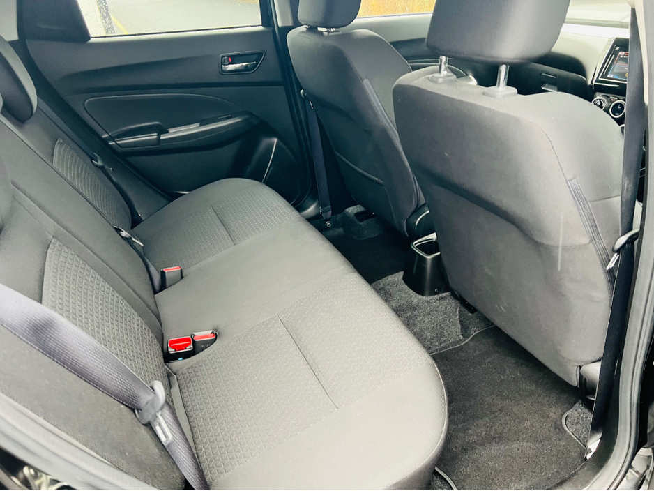 2020 Suzuki Swift BLUETOOTH // ALLOYS // PRIVACY GLASS €14,900