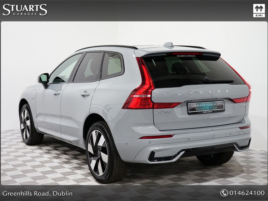 2025 Volvo XC60 T6 XC60 PLUS DARK: 20” UPGRADE DIAMOND CUT ALLOYS, VAPOUR METALLIC WITH CHARCOAL LEATHER, PANORAMIC ROOF, KEYLESS ENTRY, HEATED SEATS €61,945