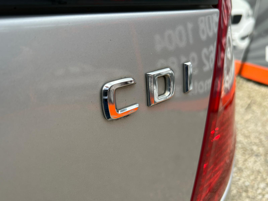 2012 Mercedes-Benz A Class - image 4