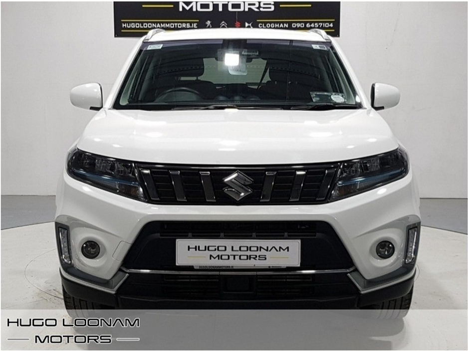 2024 Suzuki Vitara - image 2