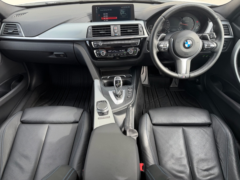 2018 BMW 3 Series - image 19