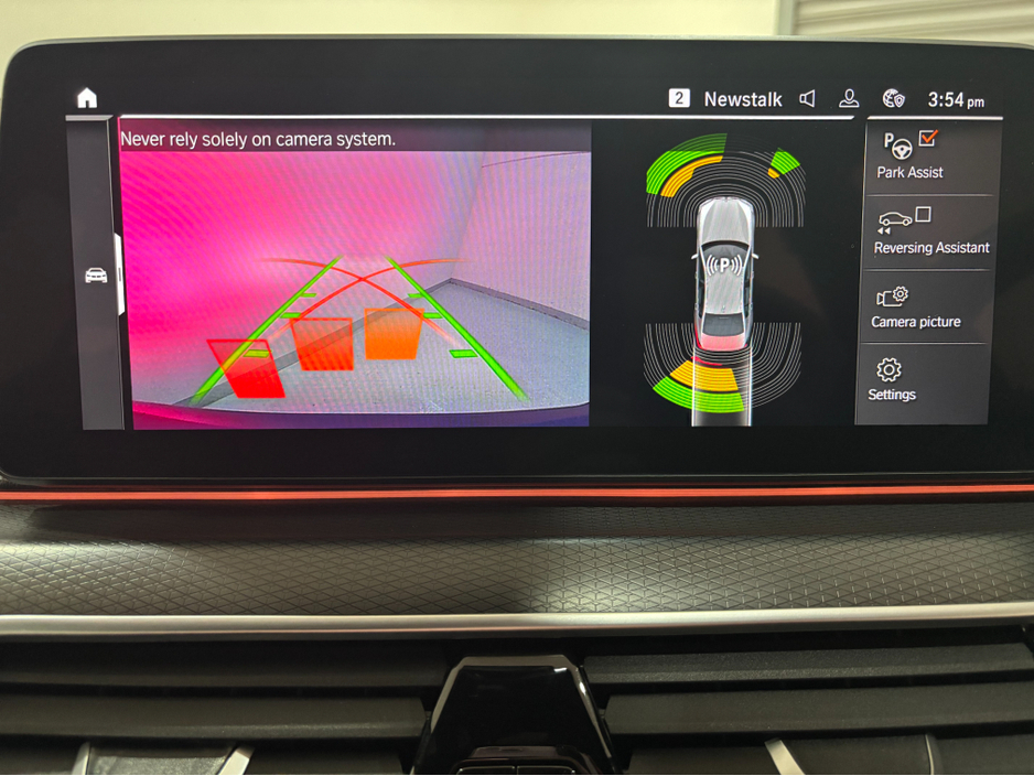 2023 BMW 5 Series - image 11