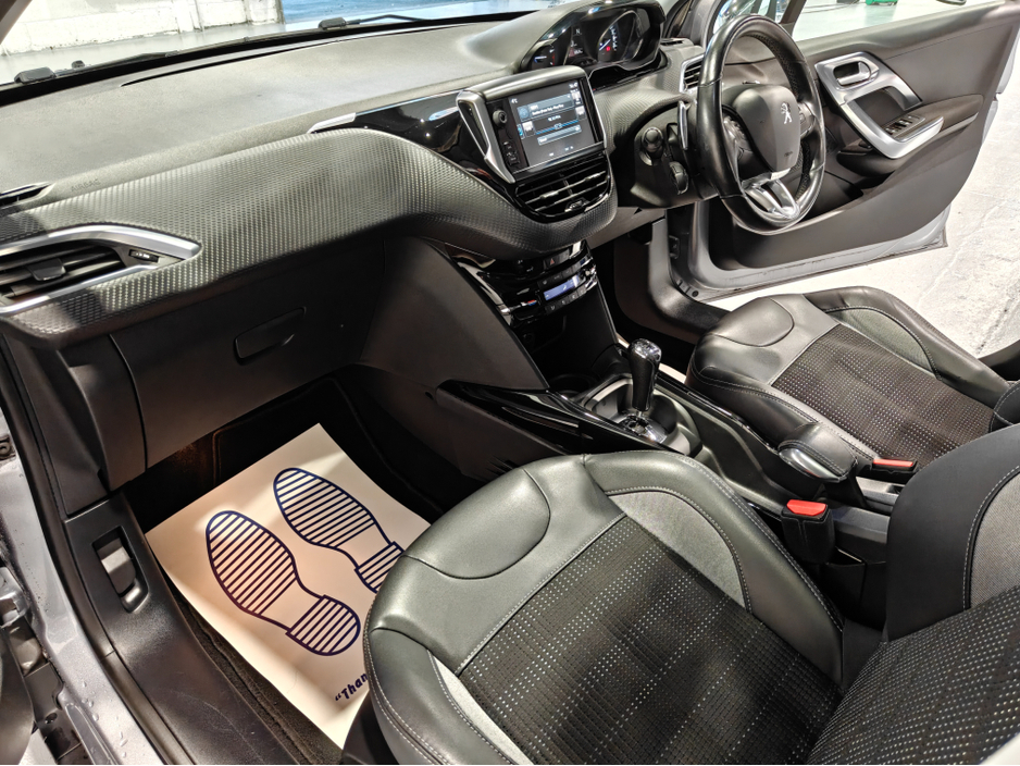 2015 Peugeot 2008 ALLURE 1.2 PURETECH AUTOMATIC €8,250