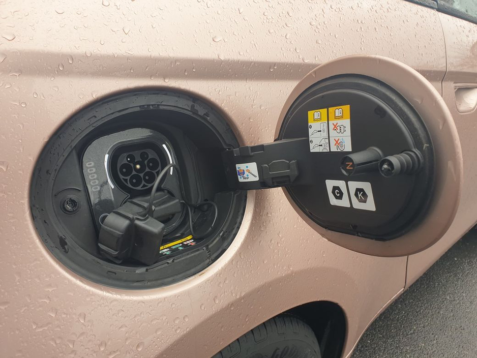 2025 Fiat 500 Icon 42kWh (320Kms WLTP Range) €19,950