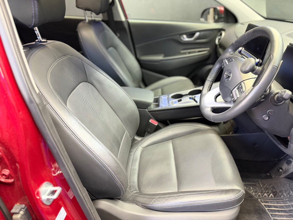 2023 Hyundai Kona - image 14