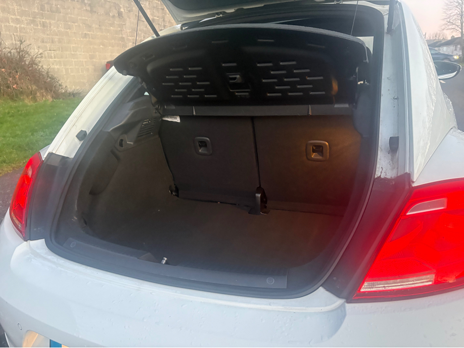 2016 Volkswagen Beetle DSN 1.2 TSI MANUAL 6SPEED FWD BLUEMOTION 105 3DR €15,950