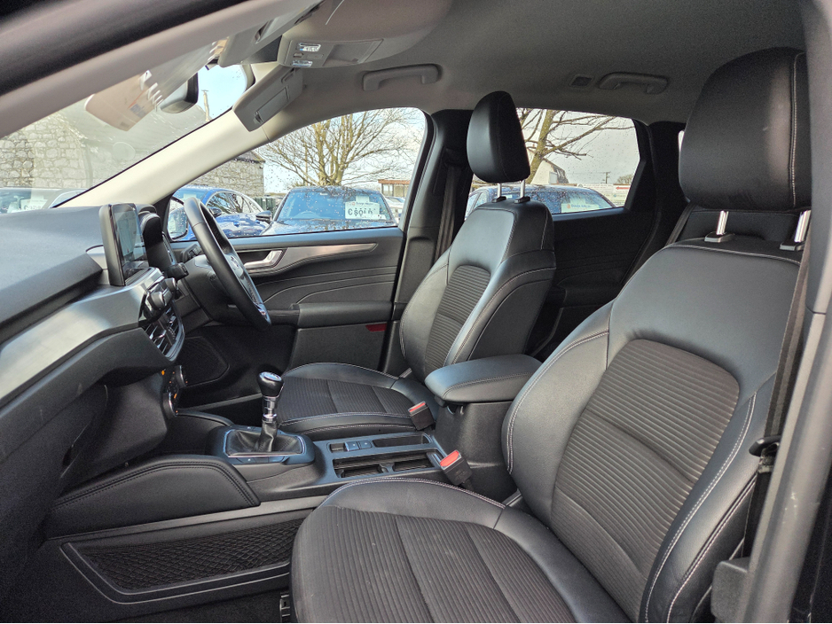 2022 Ford Kuga 2.0 Diesel Titanium model €25,950