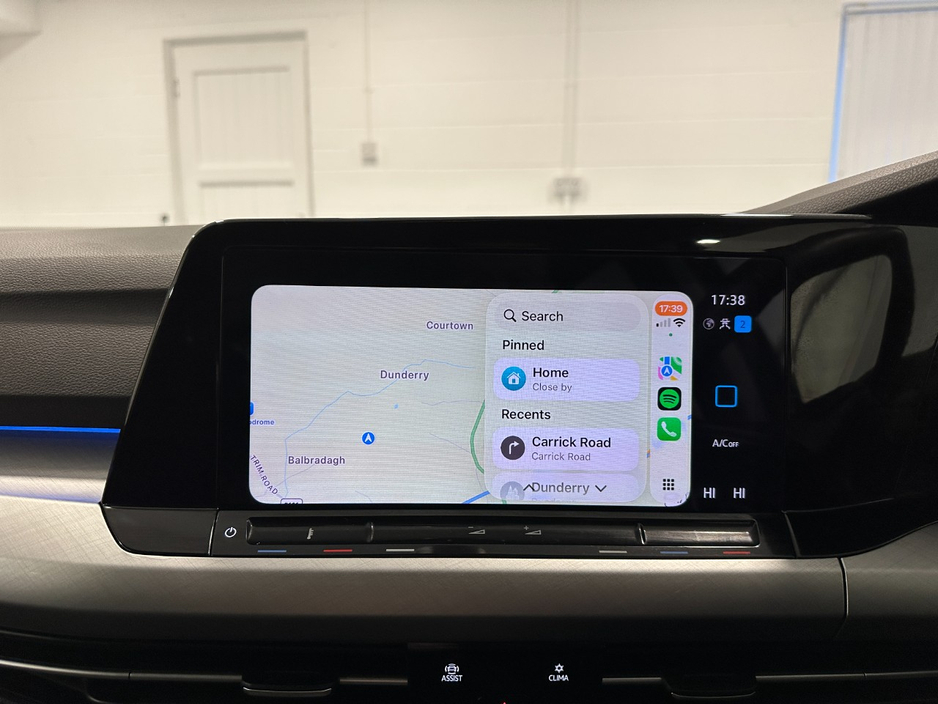 2021 Volkswagen Golf - image 30