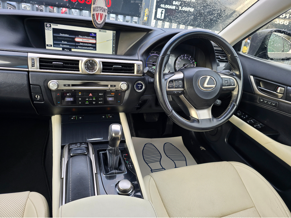 2016 Lexus GS 300 - image 16