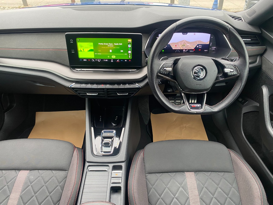 2022 Skoda Octavia - image 9