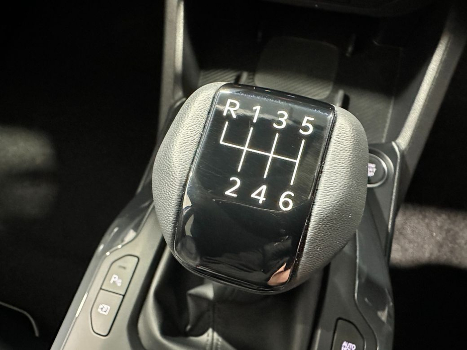 2026 Kia K4 - image 25