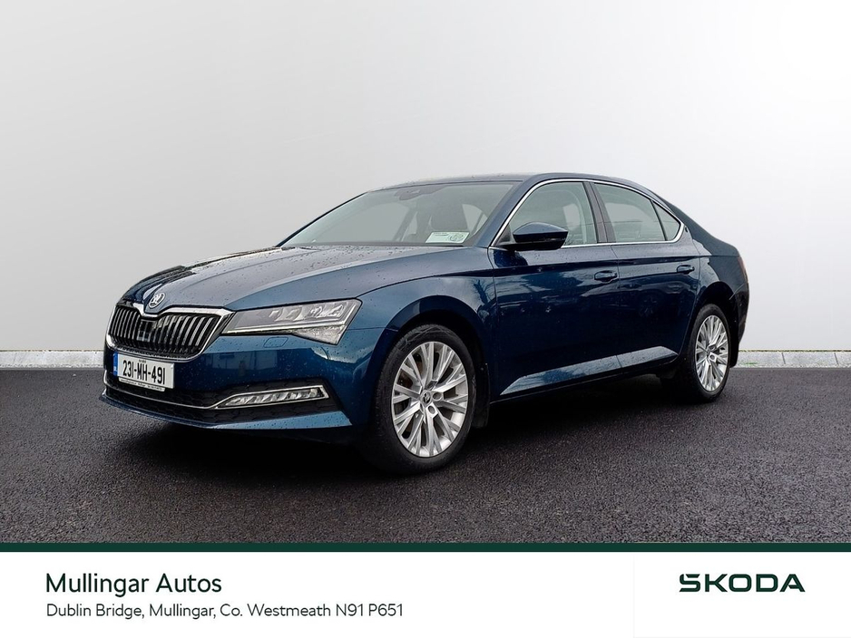2023 Skoda Superb - image 12