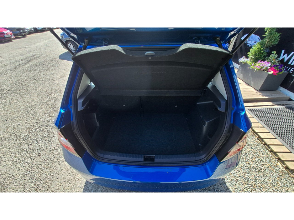 2018 Skoda Fabia - image 10