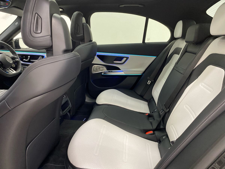 2026 Mercedes-Benz AMG AMG E 53 HYBRID 4MATIC+ Heated Seats, Panoramic Sunroof, Reversing Camera, Parking Assistance €146,735
