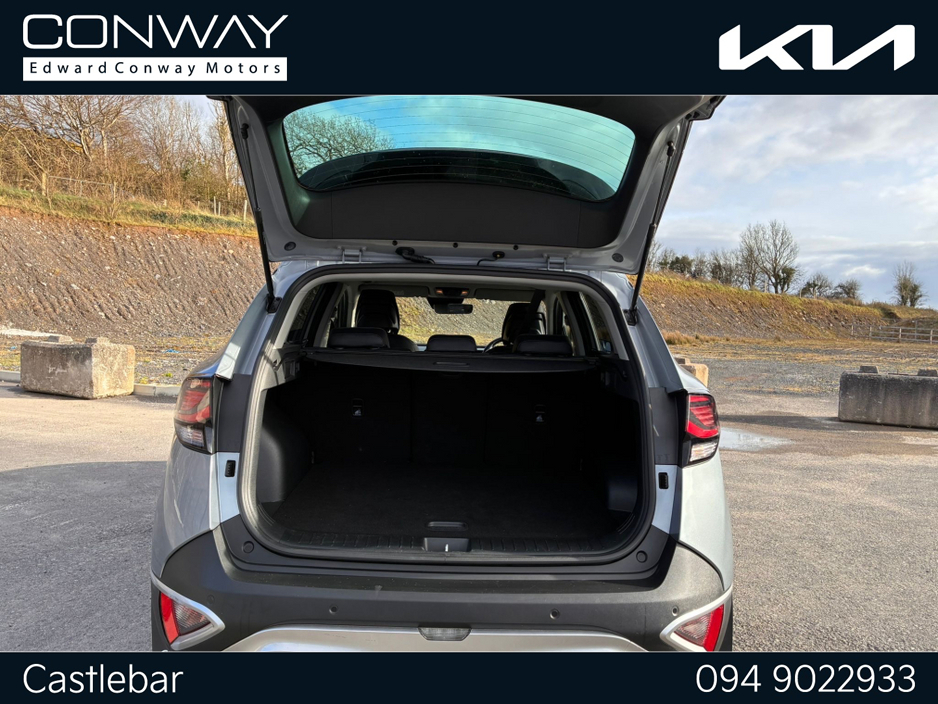 2023 Kia Sportage - image 19