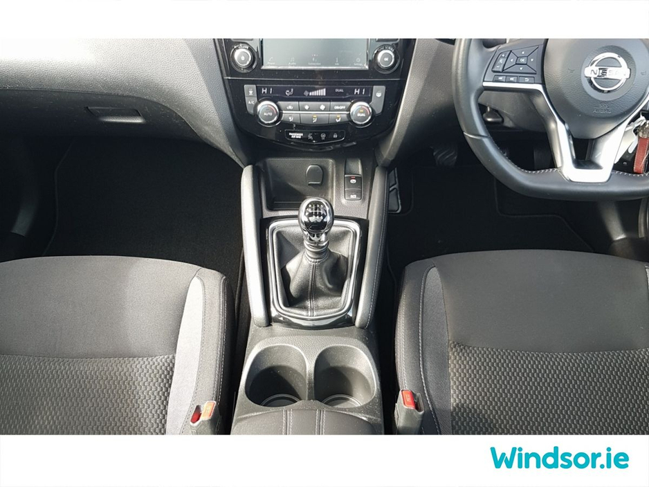 2020 Nissan Qashqai - image 13