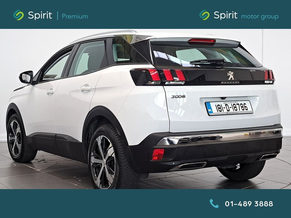 2018 Peugeot 3008 - image 2