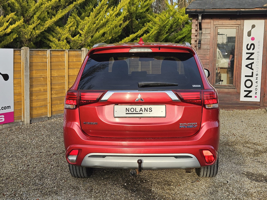 2019 Mitsubishi Outlander - image 16