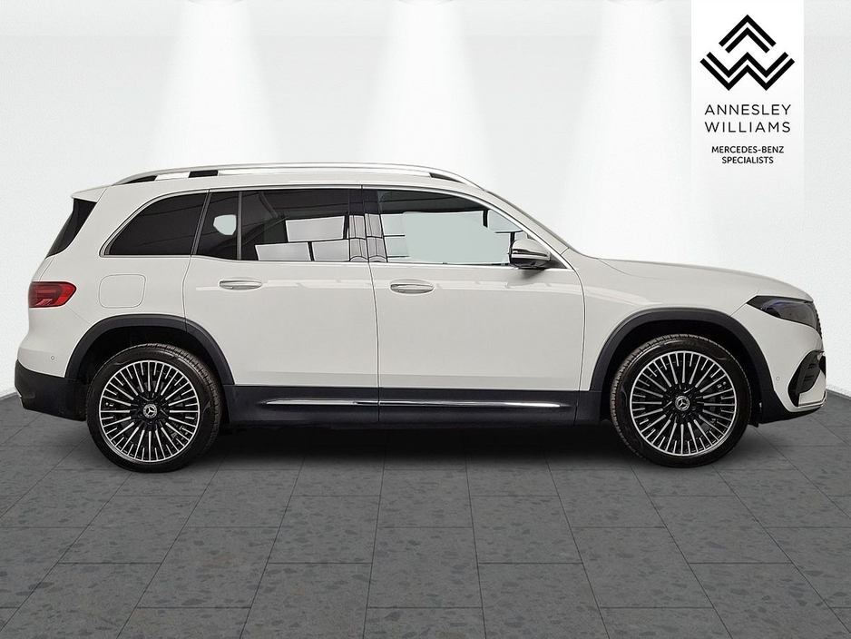 2025 Mercedes-Benz EQB - image 10