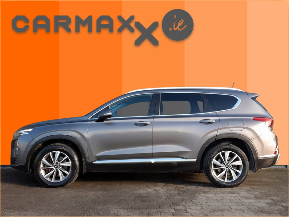 2020 Hyundai Santa Fe - image 3