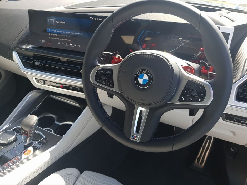 2026 BMW XM - image 6