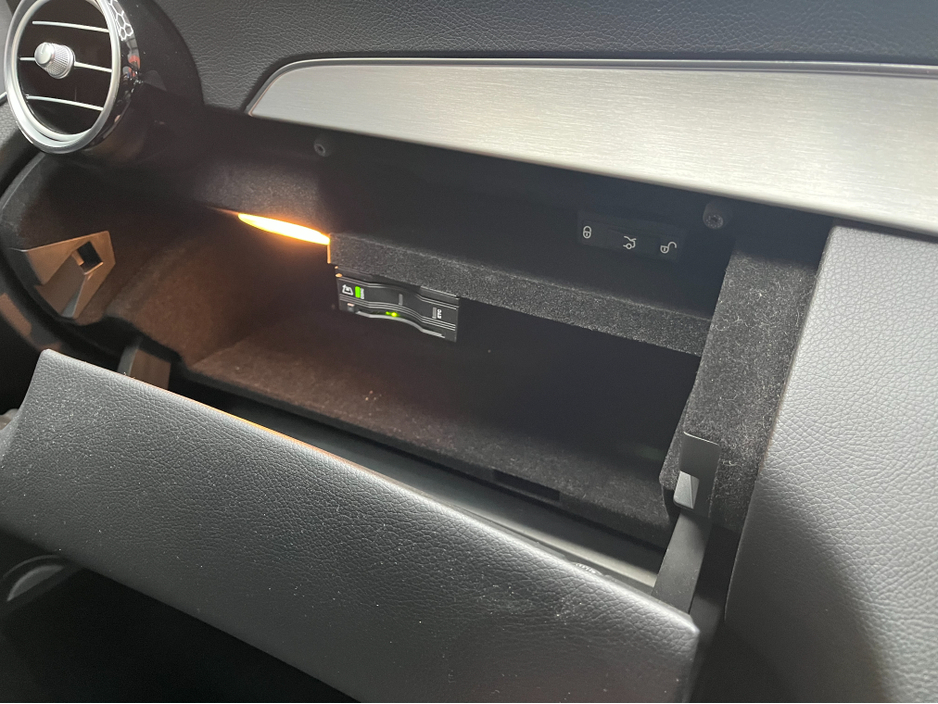 2018 Mercedes-Benz C Class - image 17