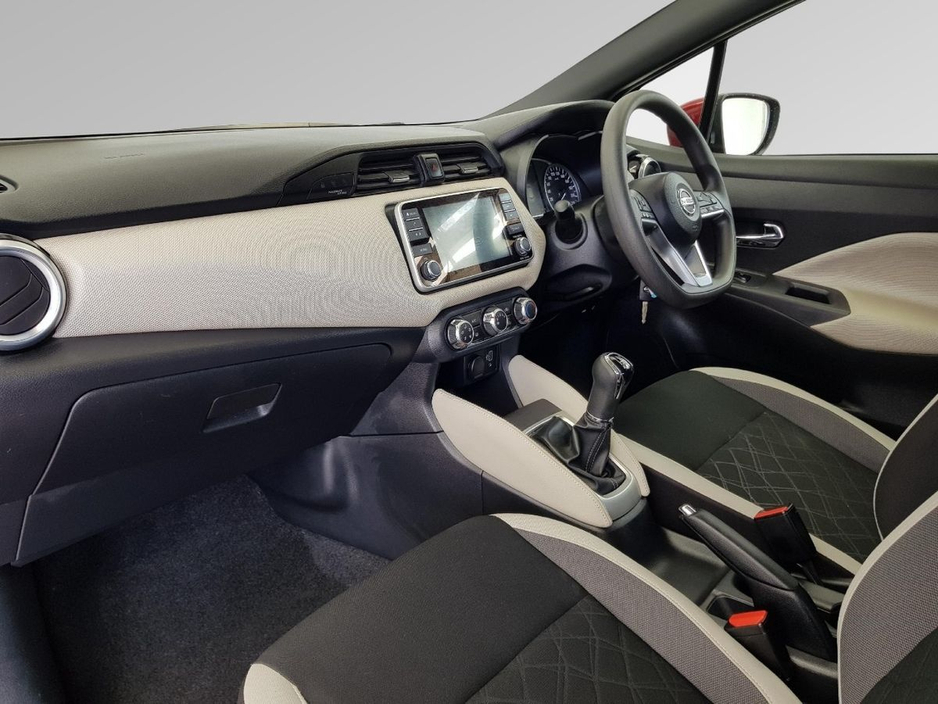 2019 Nissan Micra - image 3