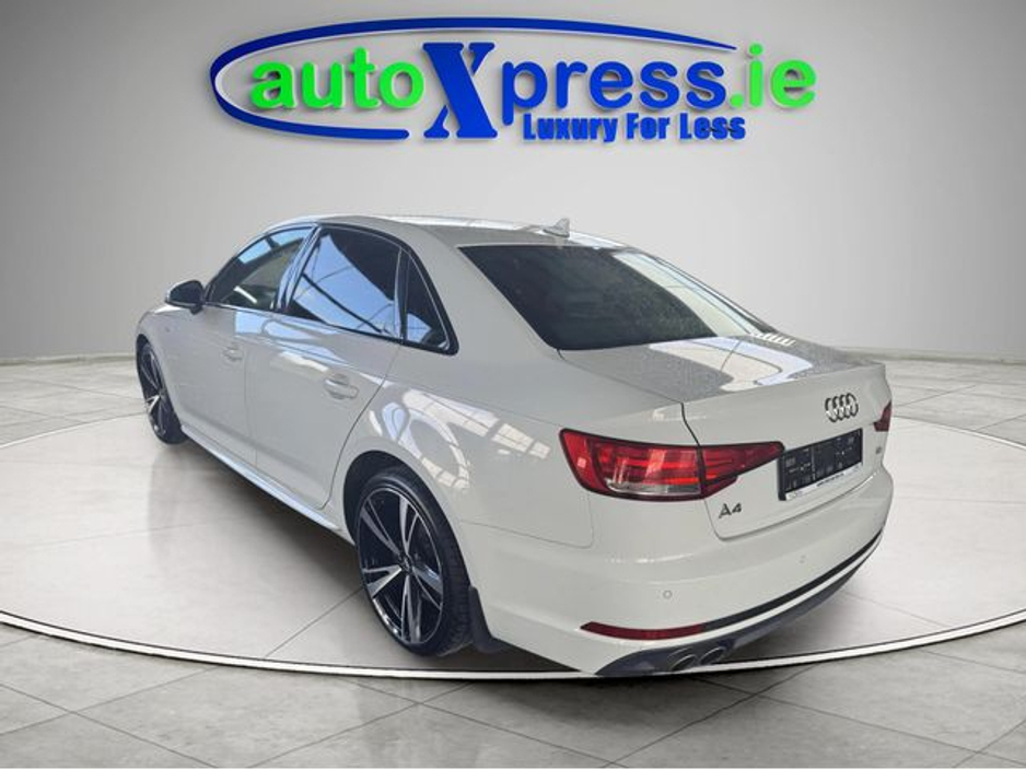 2016 Audi A4 - image 7