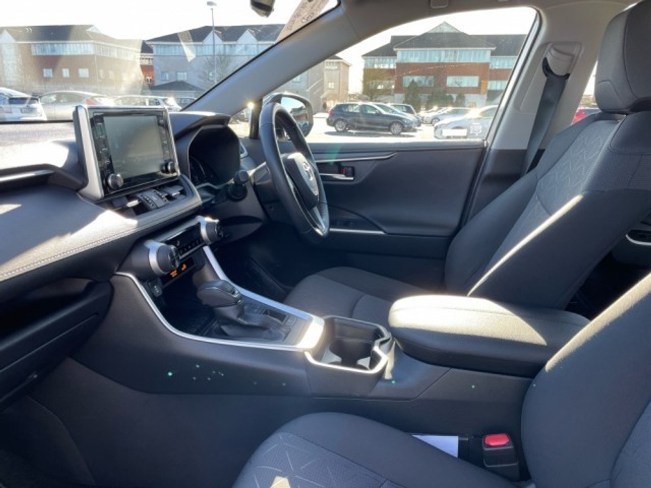 2022 Toyota Rav4 - Luna Edition - 2.5 Hybrid - Automatic - 1 Previous Owner - NCT Approved 2028 - EUR 200 Road Tax // Remote Central Locking // Front Electric Windows // Rear Electric Windows // Electric Mirrors // Po €35,899