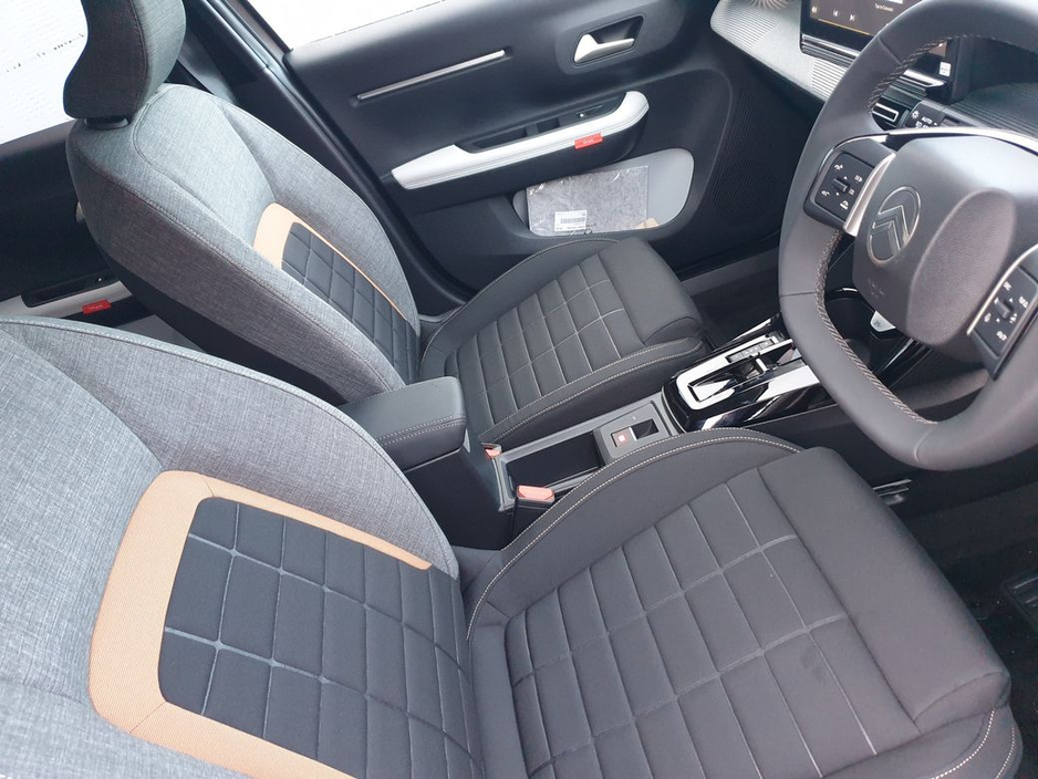 2026 Citroen C3 Aircross New Citroen e-C3 Aircross 54kw 400KMs Range €29,995