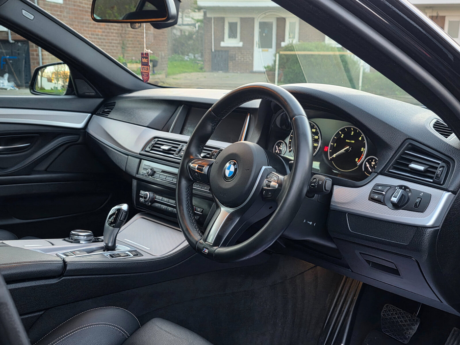 2014 BMW 5 Series - image 19