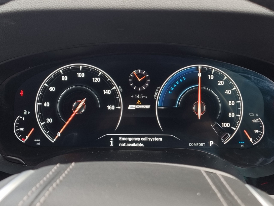 2019 BMW 5 Series - image 19