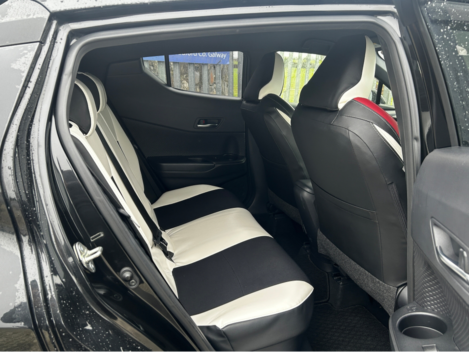 2019 Toyota C-HR Self Charging Hybrid €18,995