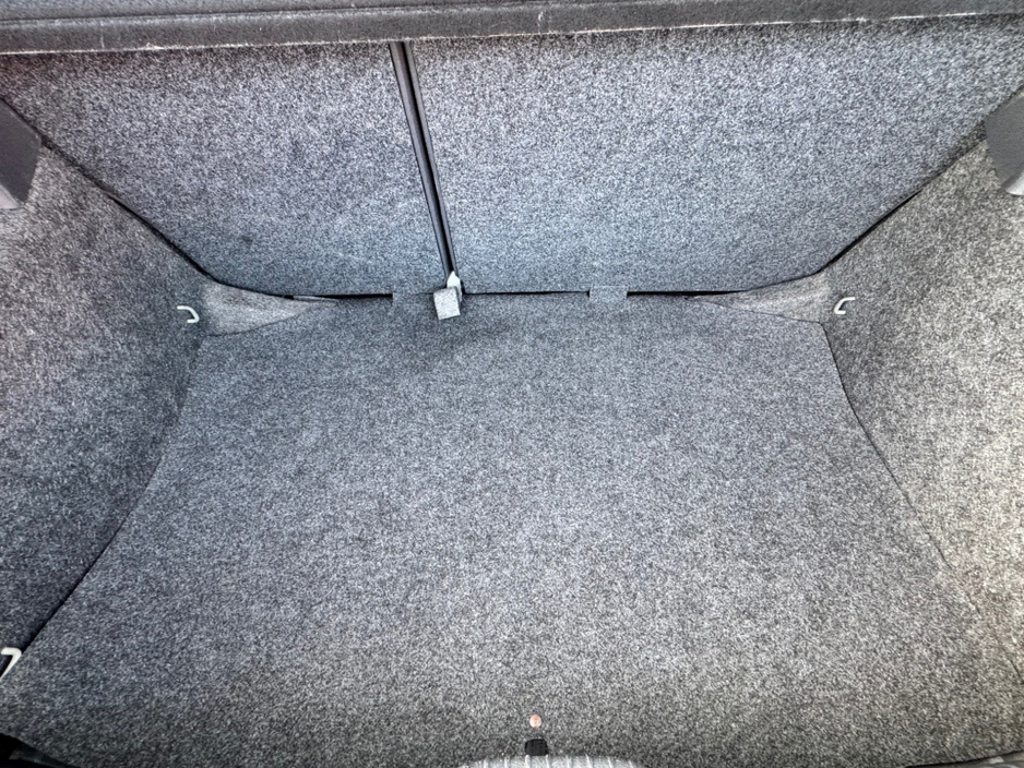 2006 Volkswagen Polo - image 18