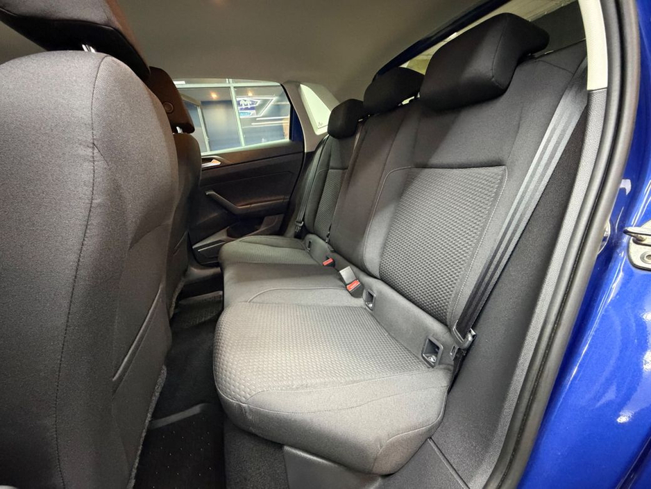 2018 Volkswagen Polo - image 28