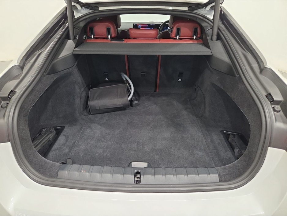 2022 BMW i4 - image 13