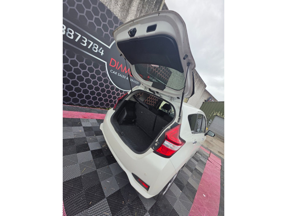 2019 Nissan Note - image 5