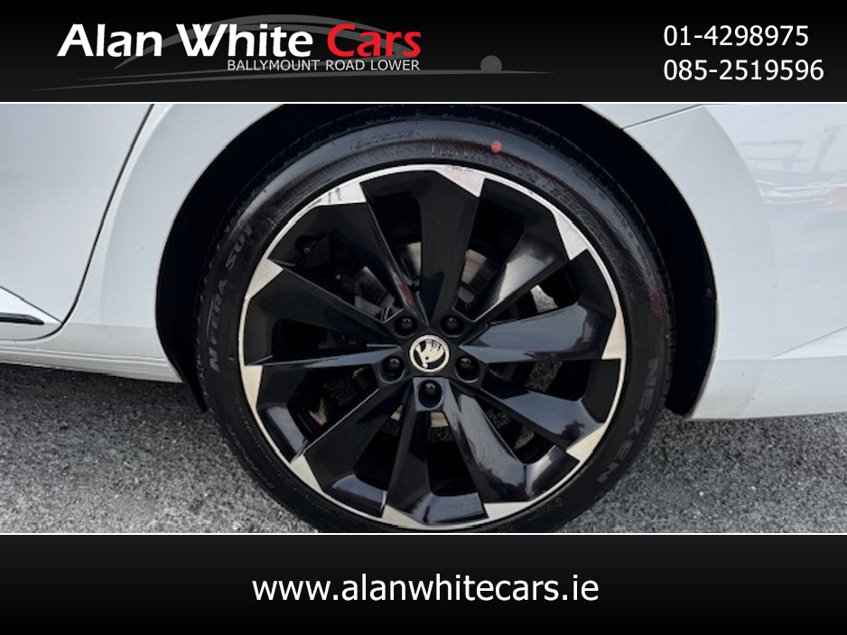 2023 Skoda Superb - image 41