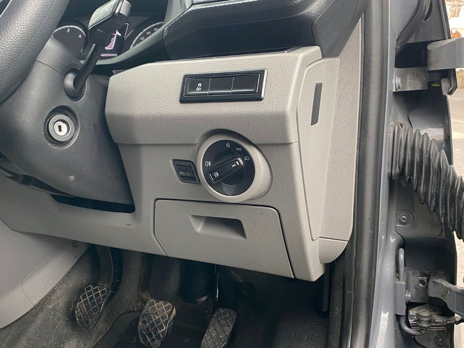 2023 Volkswagen Transporter - image 16