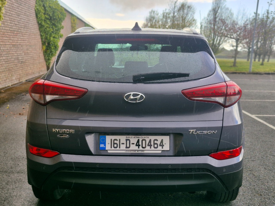 2016 Hyundai Tucson - image 14