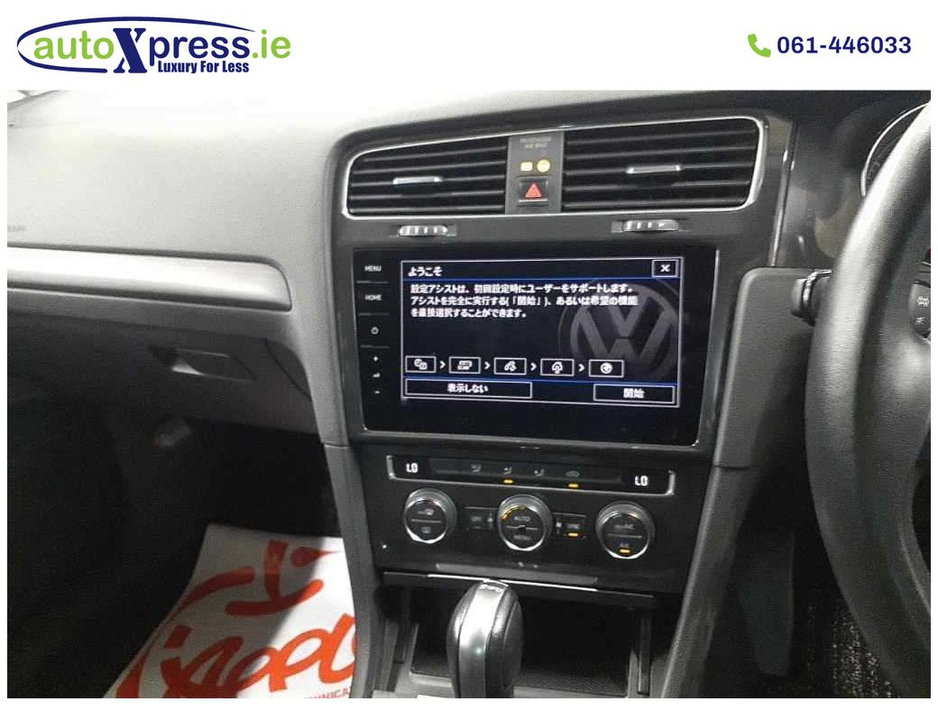 2018 Volkswagen Golf - image 2