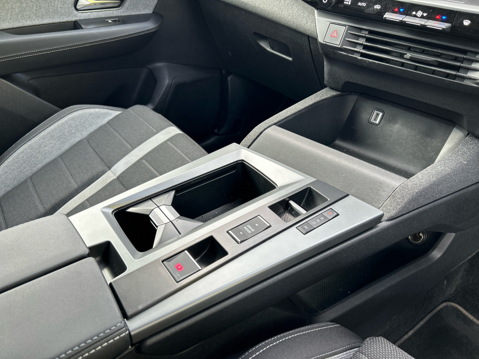 2025 Opel Grandland - image 10