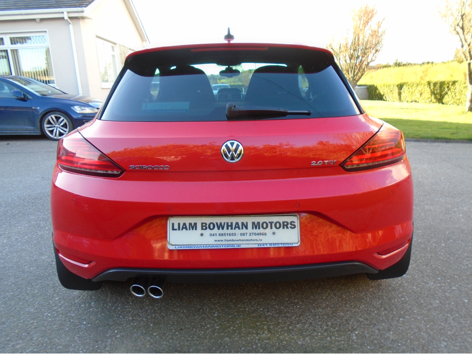2017 Volkswagen Scirocco - image 5