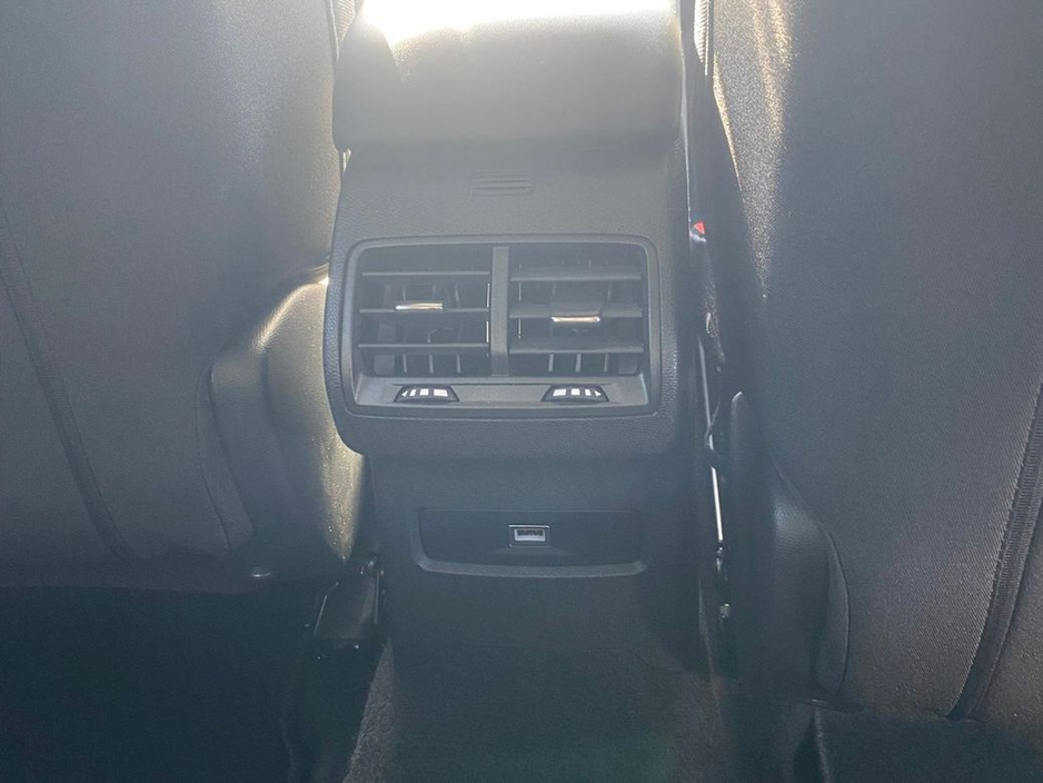 2024 Citroen C4 - image 33