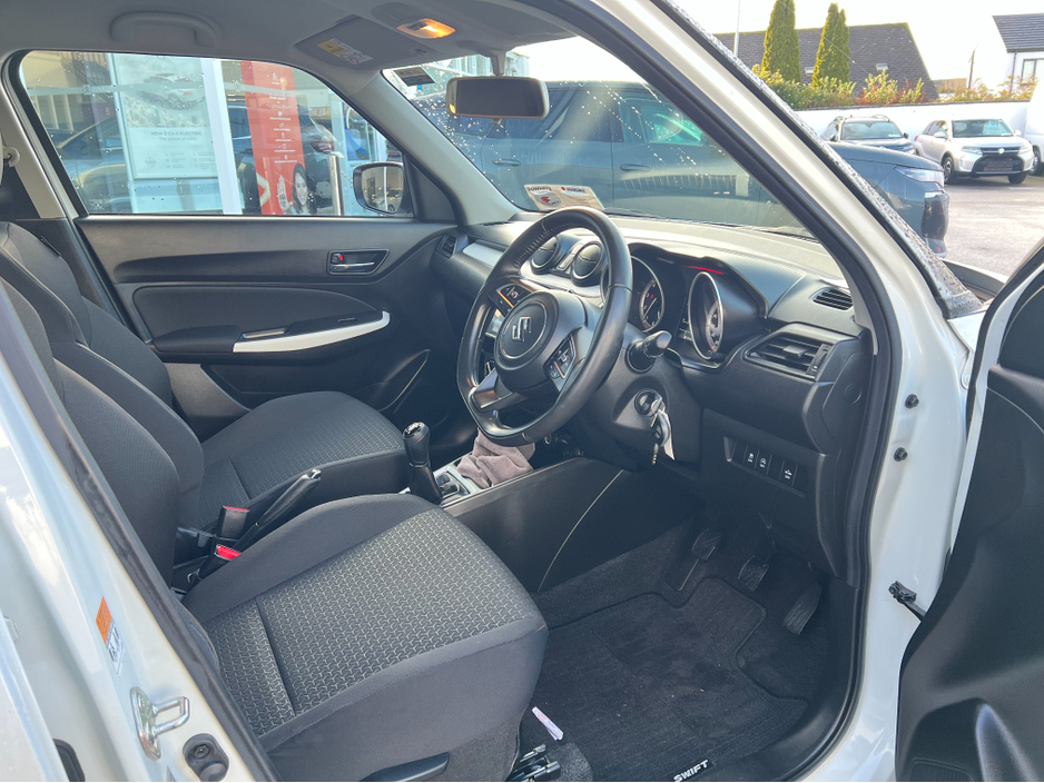 2023 Suzuki Swift 1.2 DUALJET HYBRID SZ-L €16,950