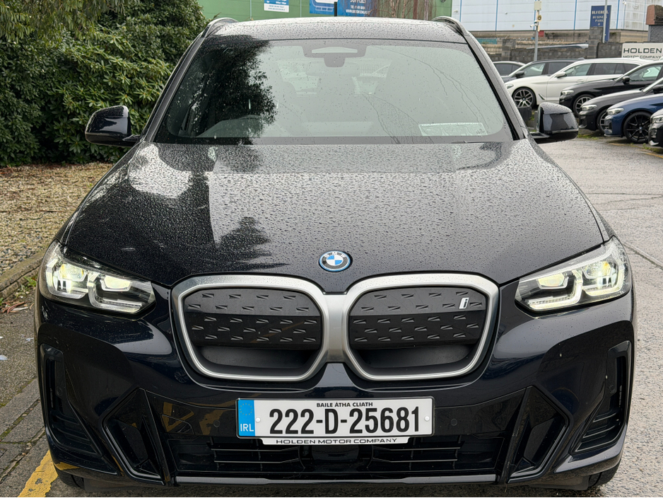 2022 BMW iX3 - image 5