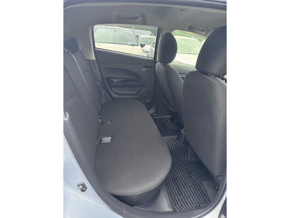 2015 Mitsubishi Mirage  €7,999