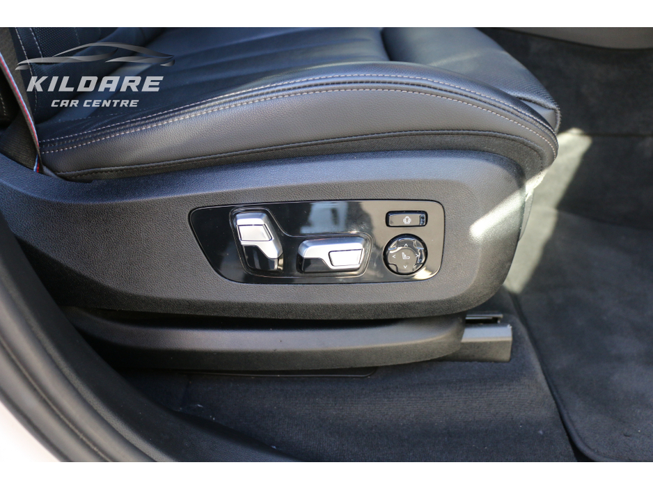 2021 BMW X5 XDRIVE 45E M SPORT €59,995